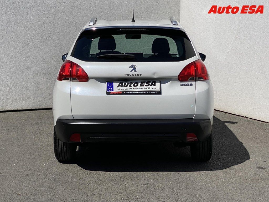 Peugeot 2008, 1.4d,ČR,autoAC,temp - fotka 5