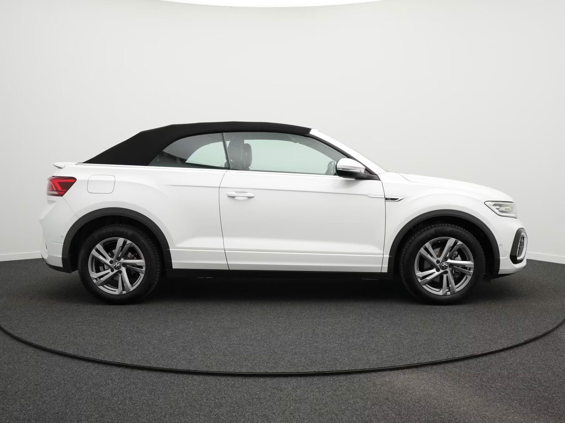 Volkswagen T-Roc, 1.5 TSI DSG R-Line ACC Taž LED - fotka 5