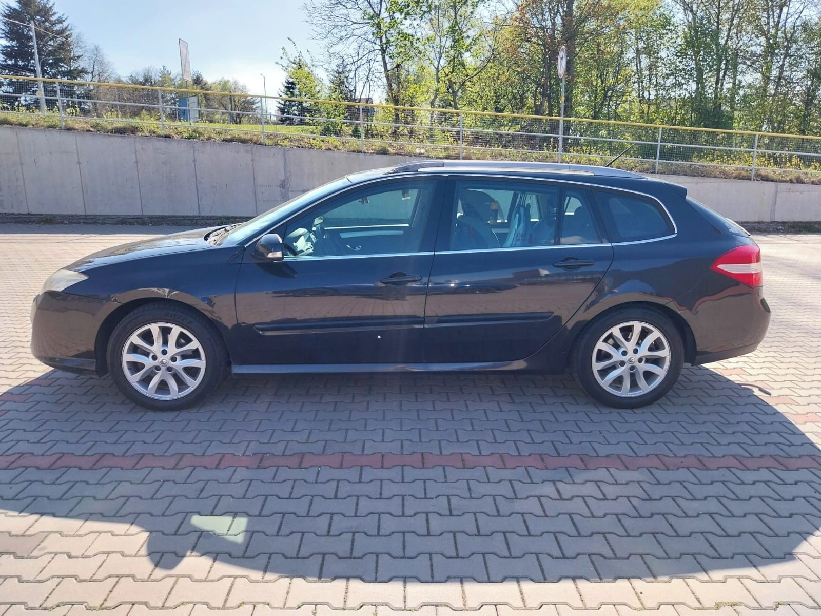 Renault Laguna, Renault Laguna Grandtour III - fotka 6