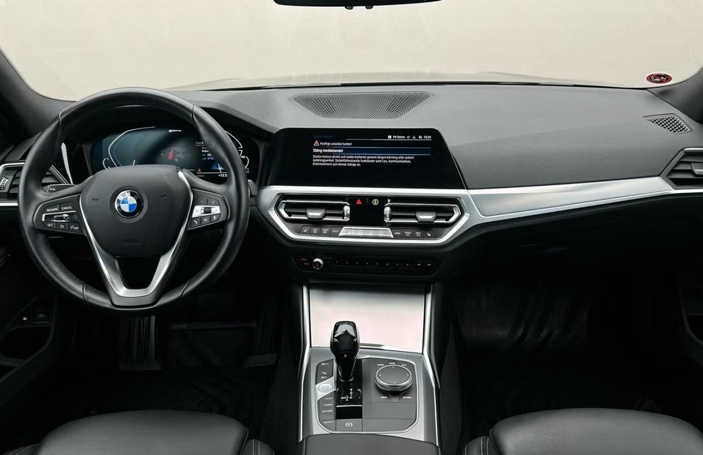 BMW Řada 3, 330e Touring Sport line 3 zóny - fotka 6