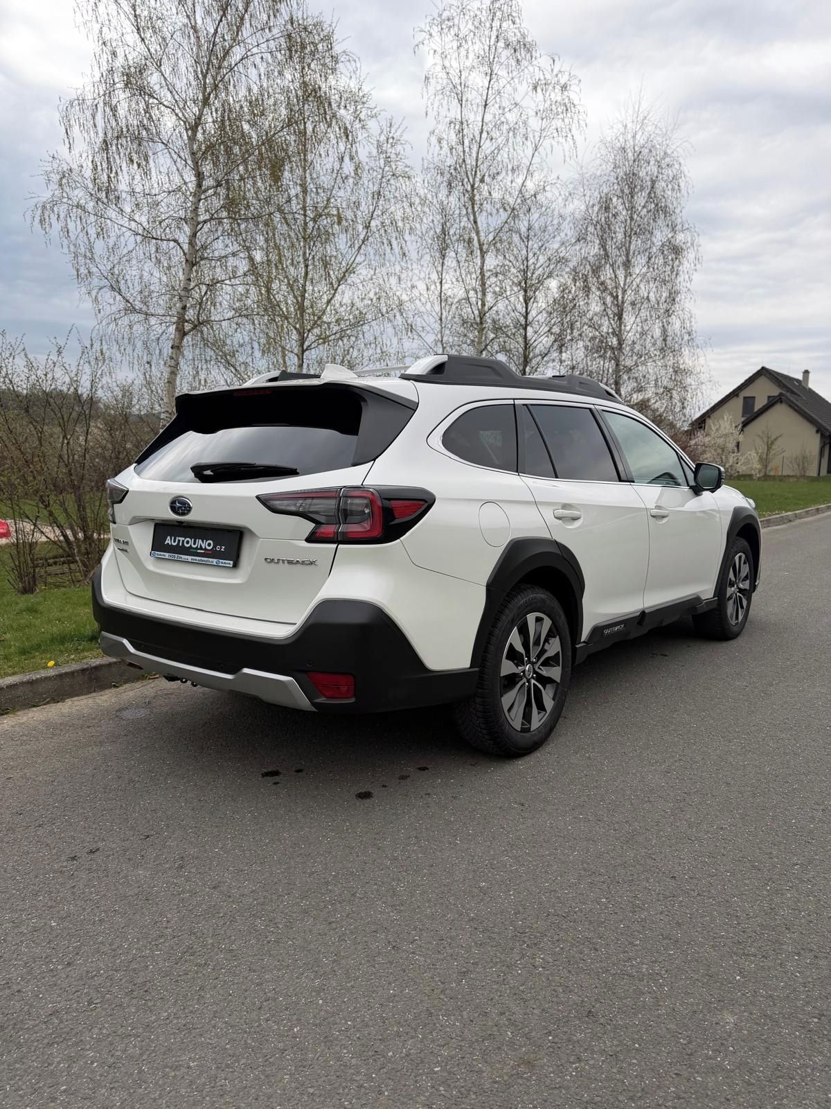 Subaru Outback - fotka 5