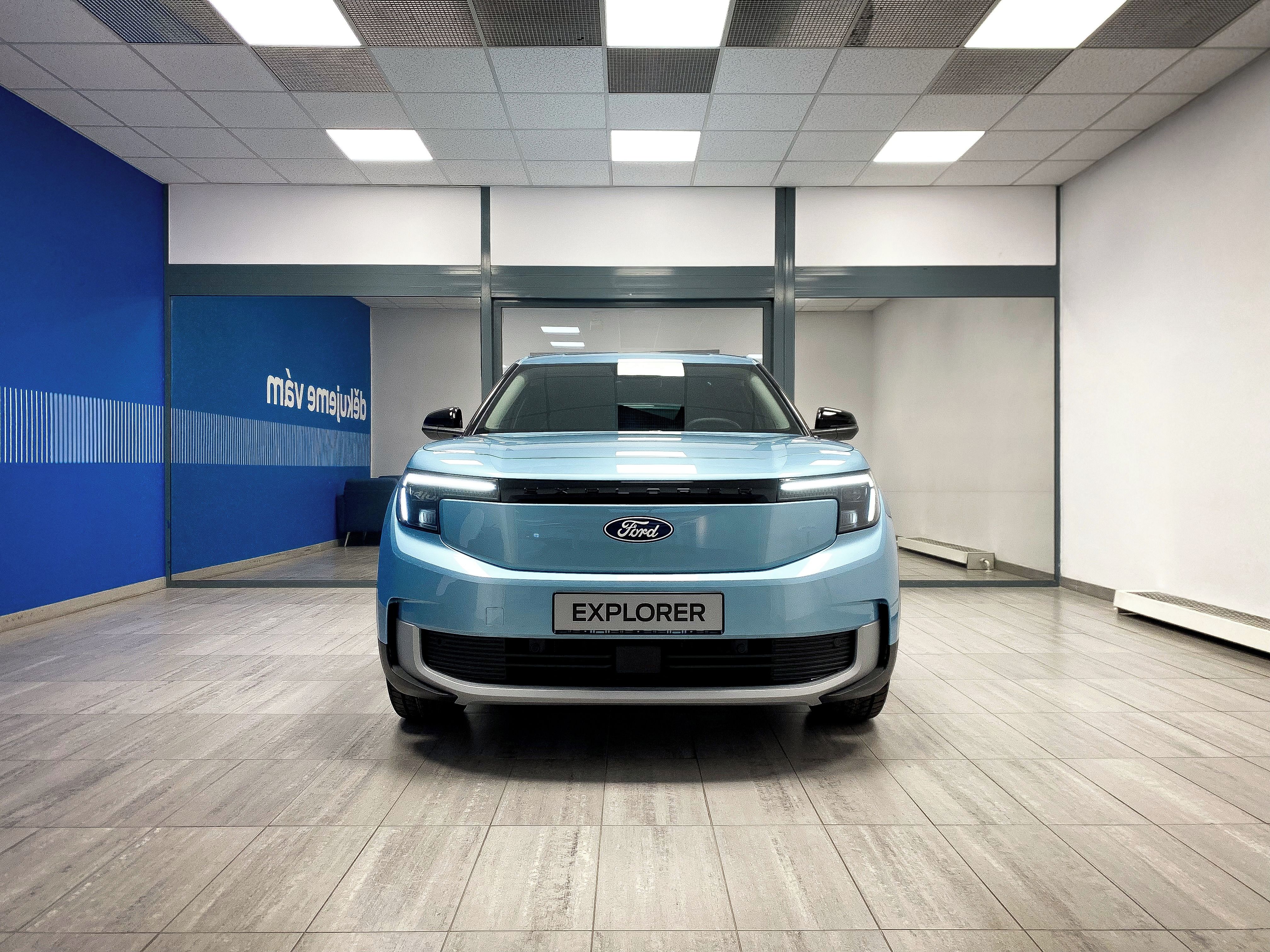 Ford Explorer, Select 77kWh RWD - fotka 2