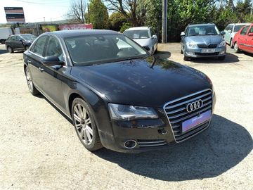 4.2 TDI V8 QUATTRO NEPOJÍZDNÉ