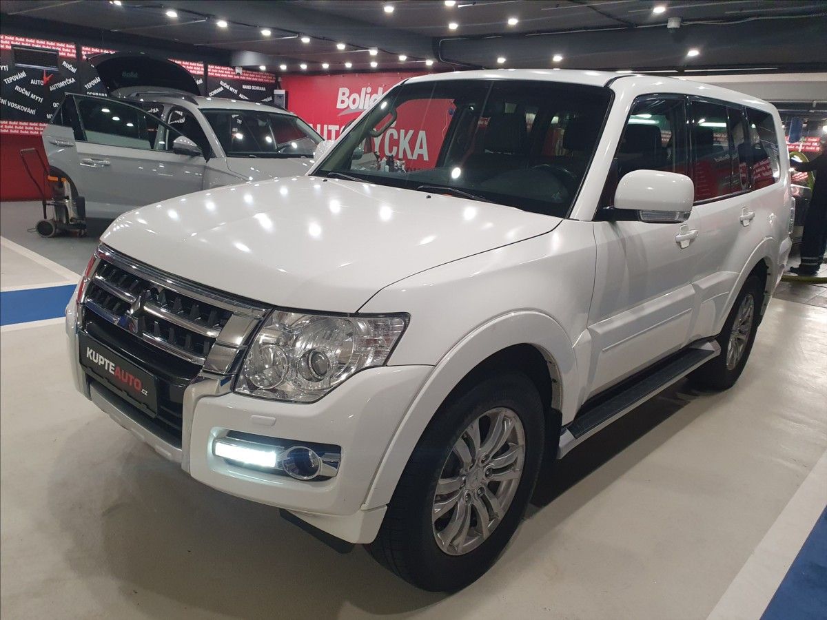 Mitsubishi Pajero, 3,2 D - 7 MÍST