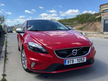 D2 R-DESIGN AUT, ČR, kůže, ACC