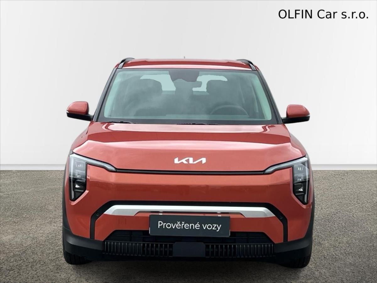 Kia EV3, 150kW 81,4 kWh 4x2  AIR - fotka 4