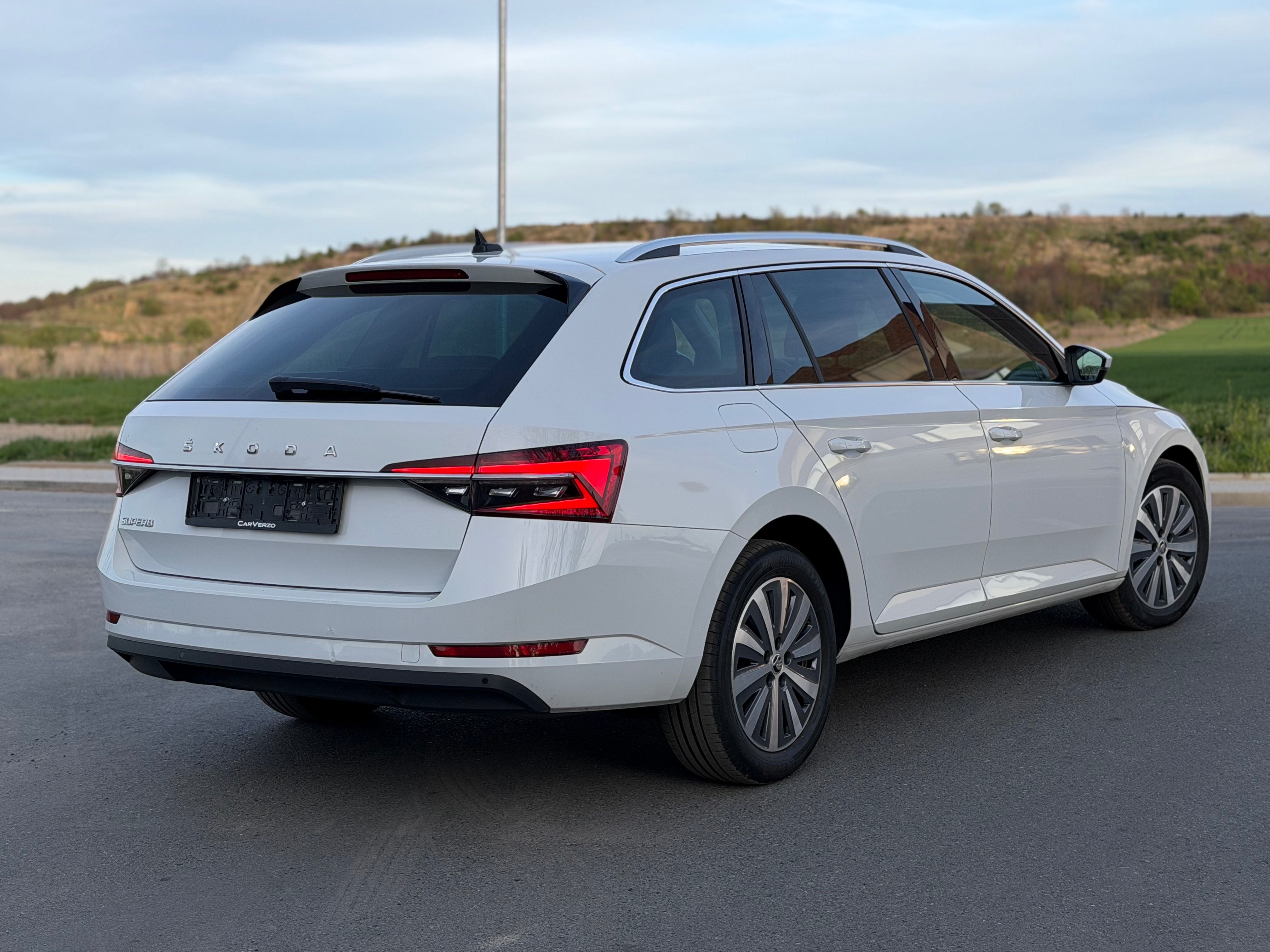 Škoda Superb, MATRIX KAMERA VIRTUAL - fotka 4
