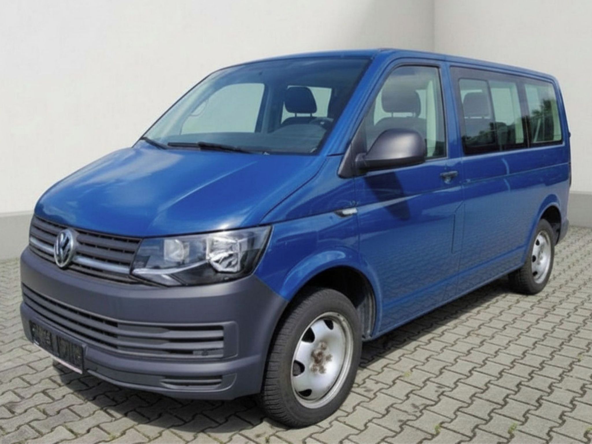 Volkswagen Caravelle, 2.0 TDi,75KW,9-MÍST,TZ 2200KG