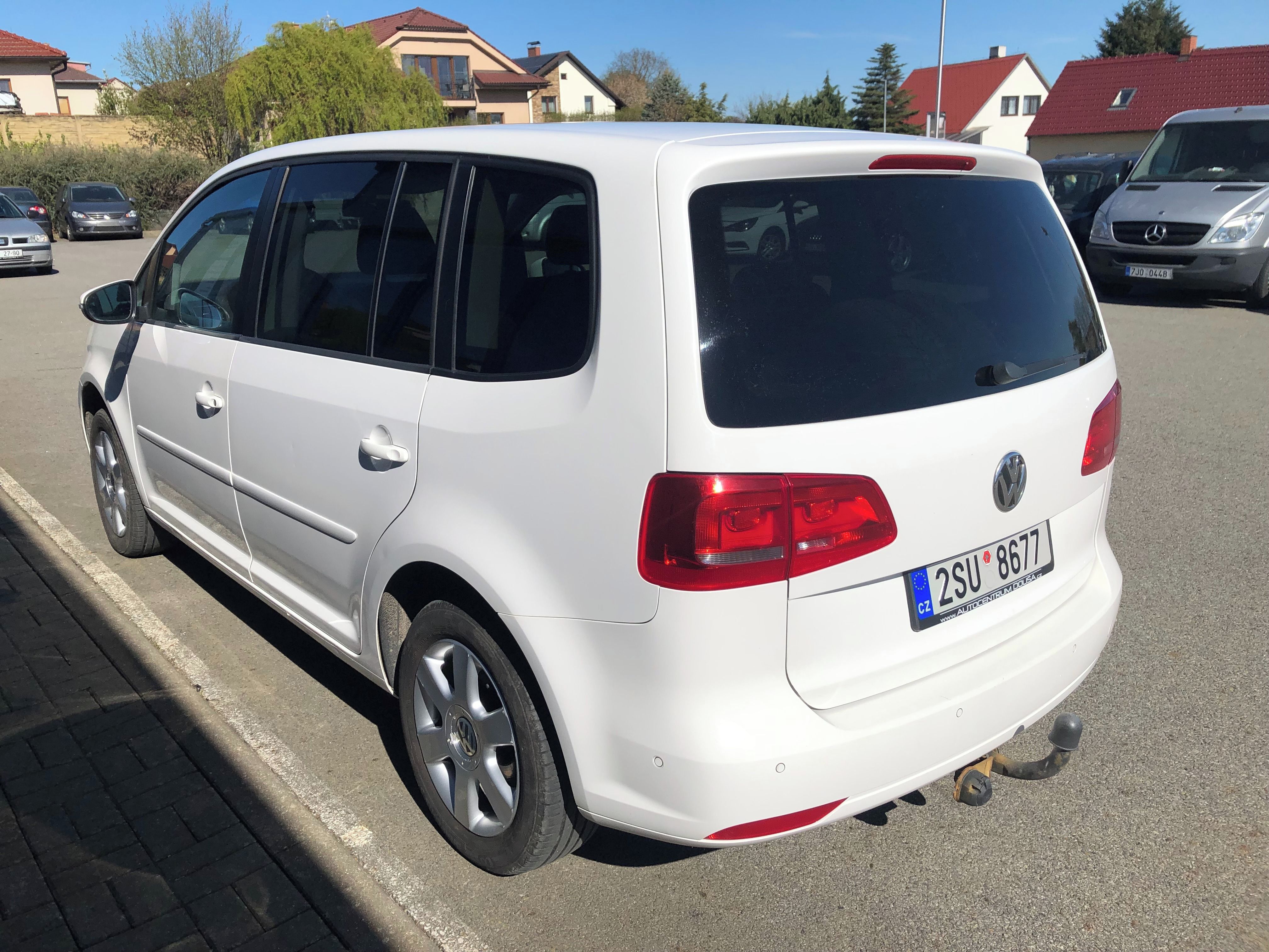 Volkswagen Touran, 2,0TDI 103kW DSG - fotka 4