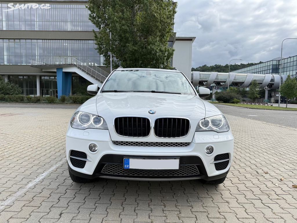 BMW X5, 3.0D xDrive, 180kw - fotka 5