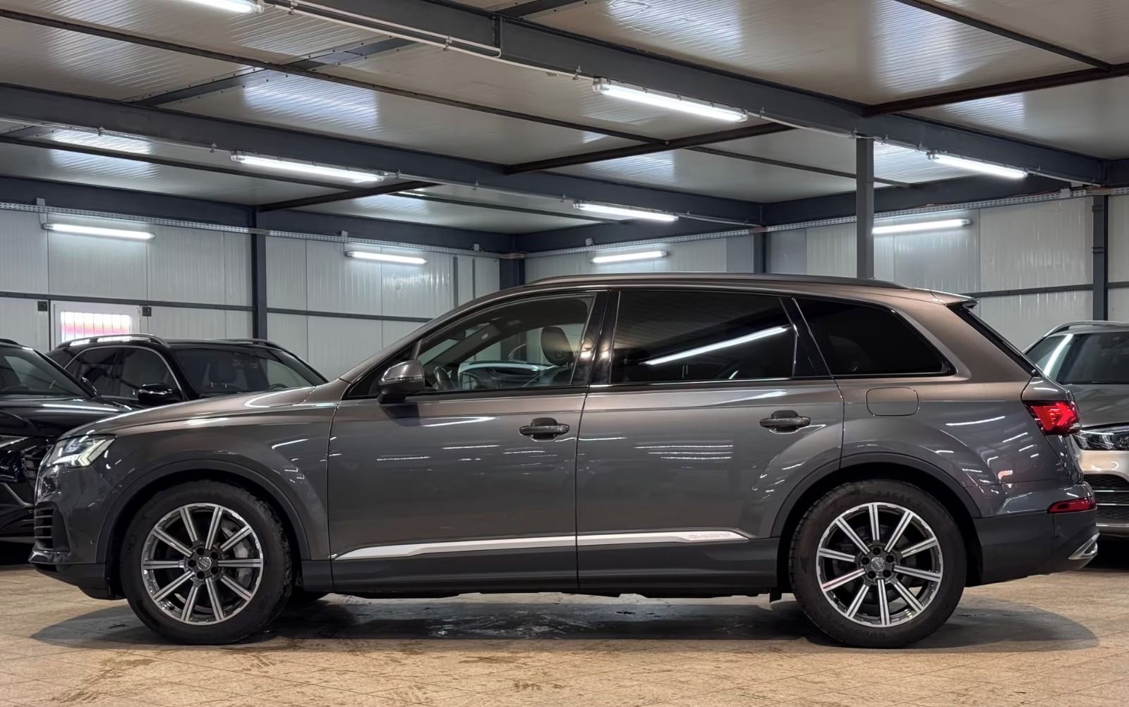Audi Q7, Q7 55 TFSIe MATRIX*HUD*AIR - fotka 4