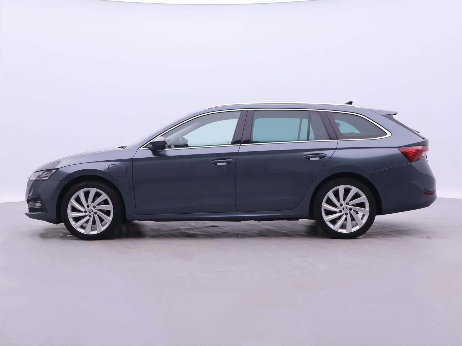 Škoda Octavia, IV 1,4 TSI 110kW DSG Style CZ - fotka 4