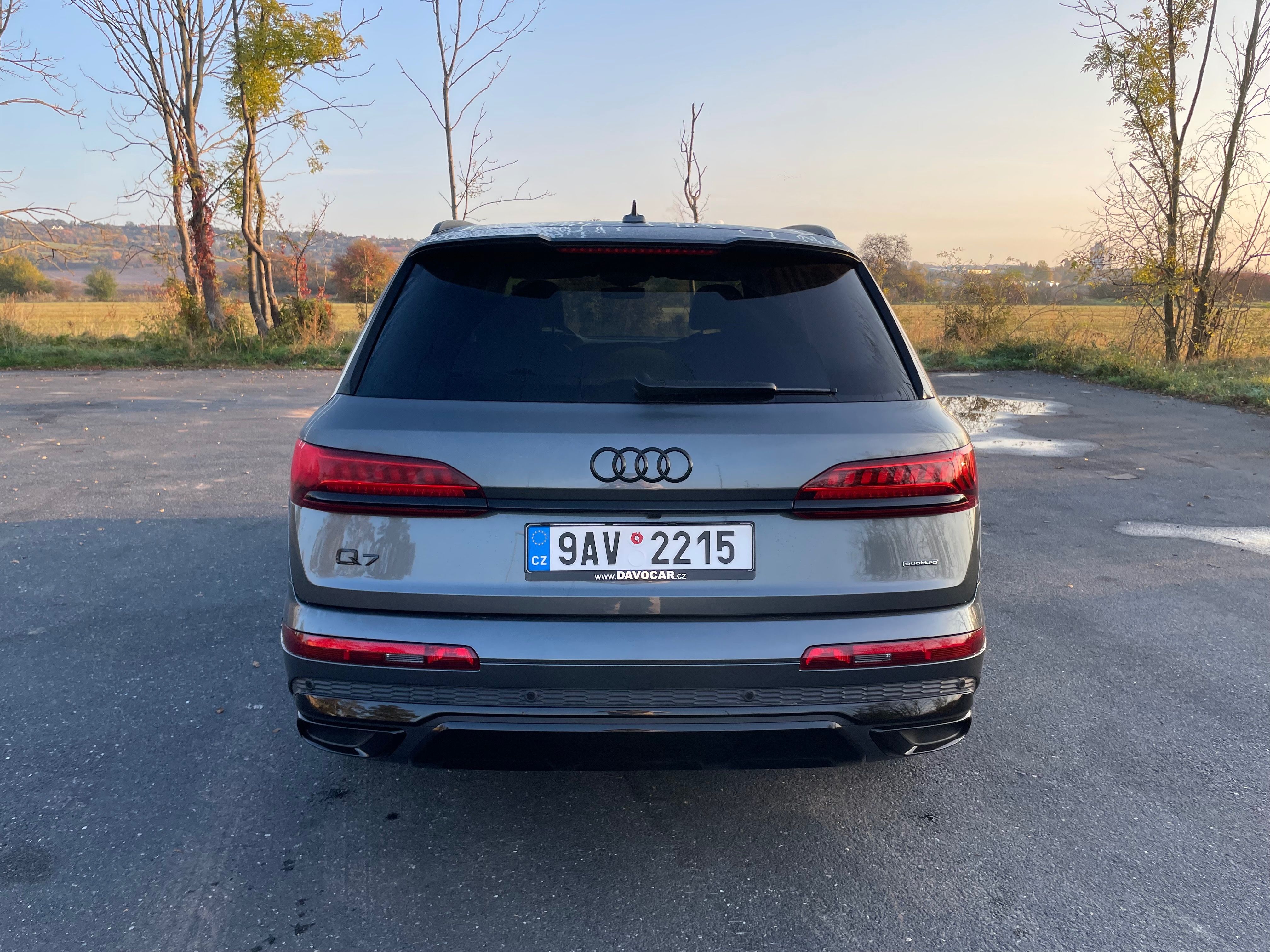 Audi Q7, S-line, laser, vzduch, záruka - fotka 4
