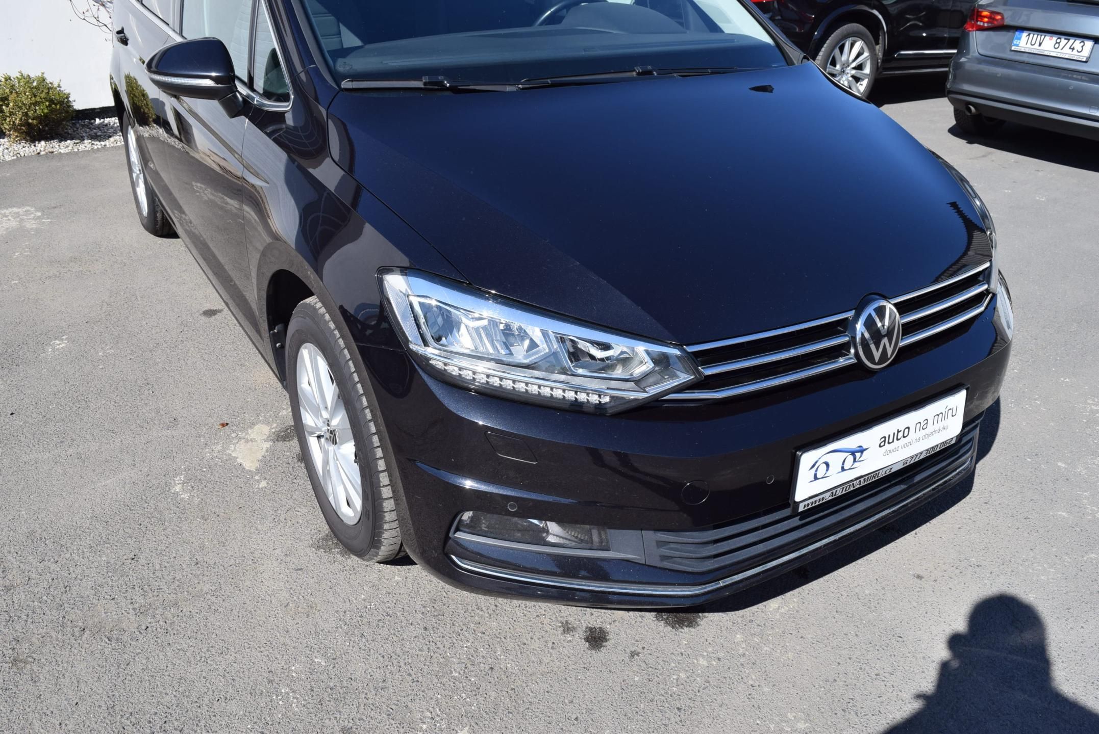 Volkswagen Touran, 2.0TDI 110kw DSG 7MÍST HIGHLIN - fotka 4