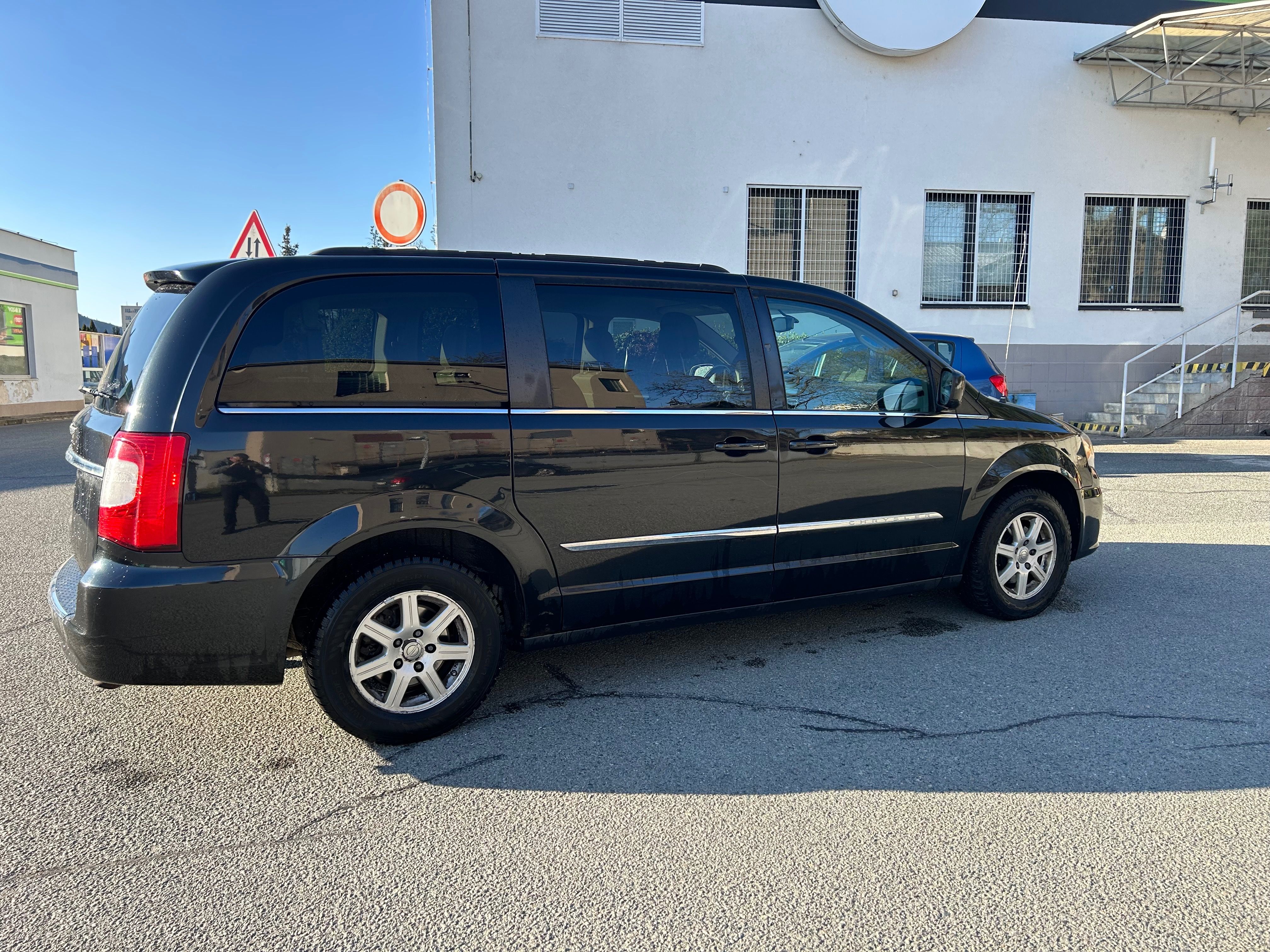 Chrysler Town & Country, LPG, DVD, AUTOMAT PO REPASU