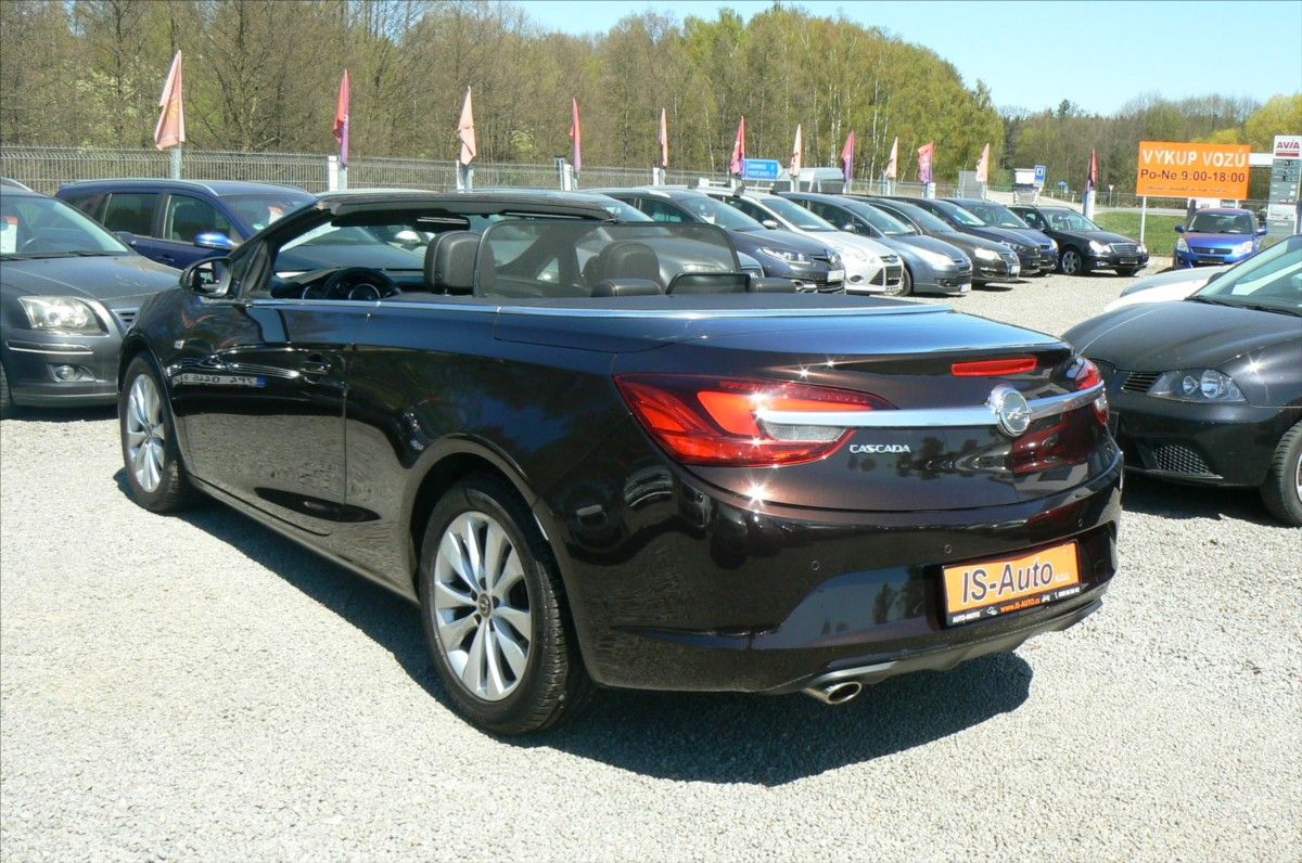 Opel Cascada, 1,4 Turbo 103 kw - fotka 5