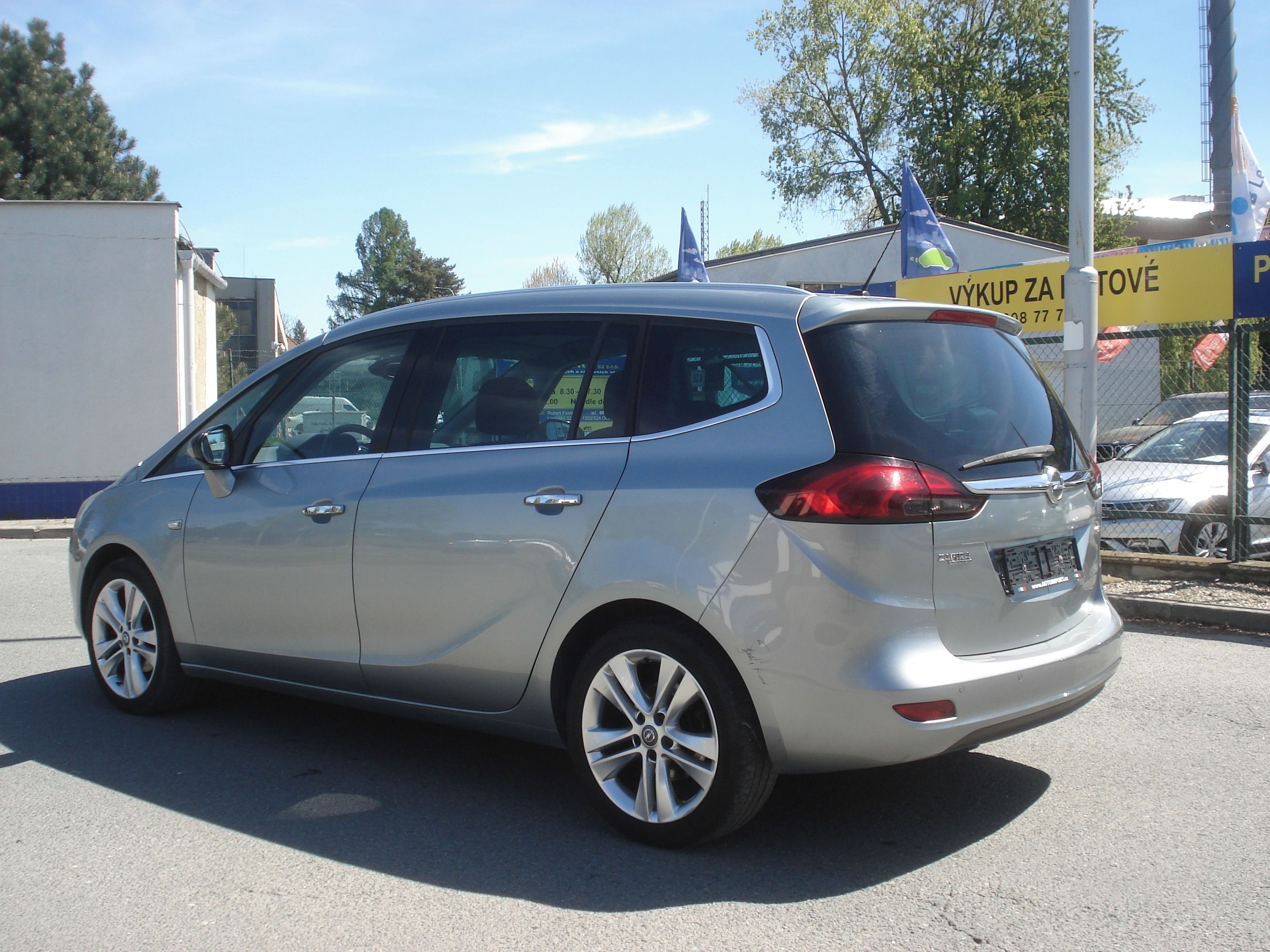 Opel Zafira, 2.0 CDTi  COSMO 7 MIST - fotka 3