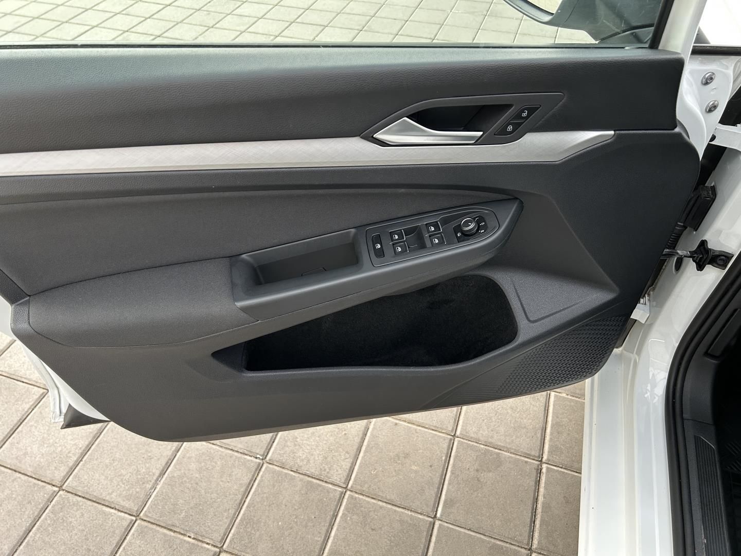 Volkswagen Golf Variant, 1.5TSi 96kW Life - fotka 6