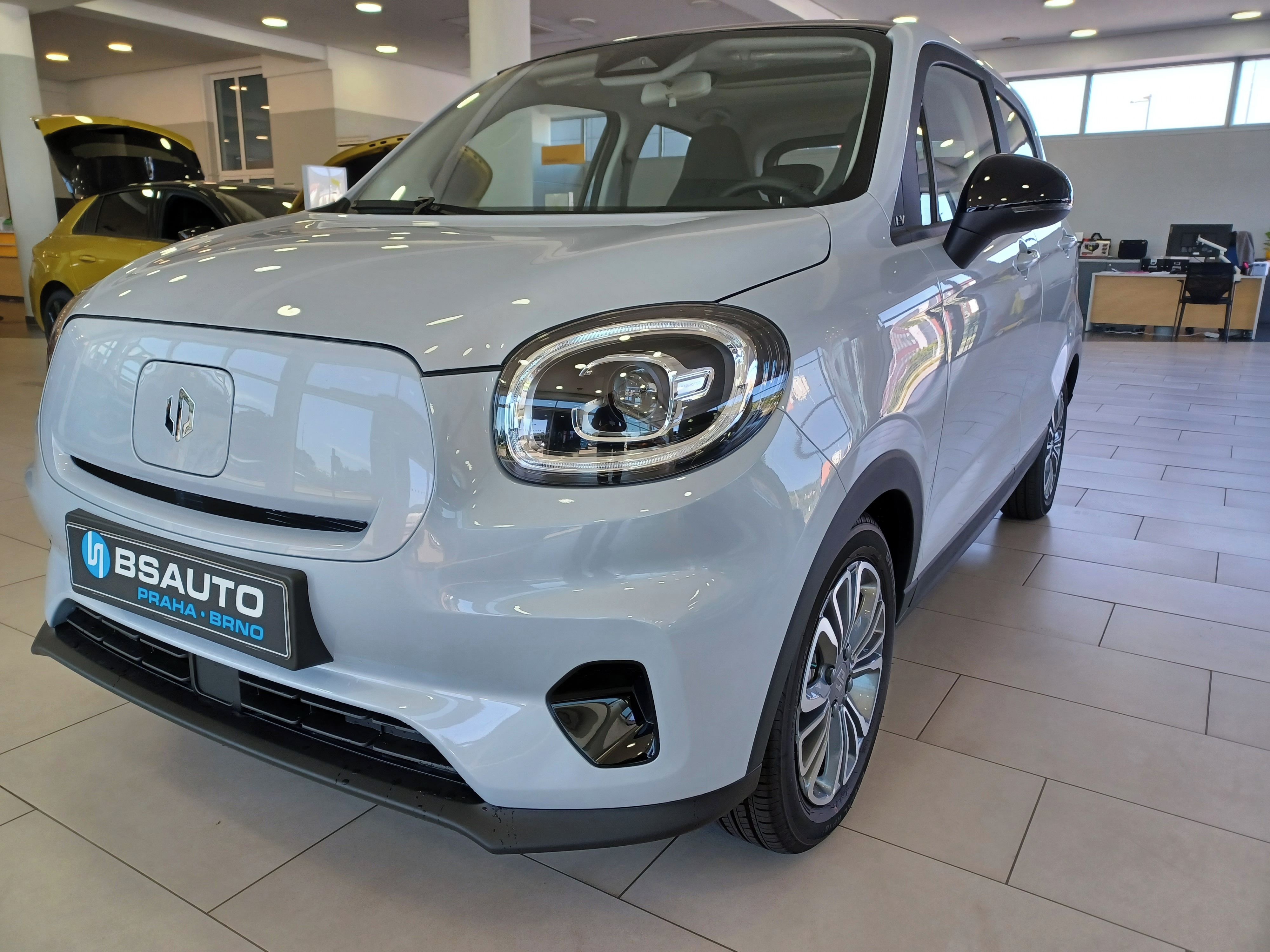 Leapmotor T03, malý mrštný, městský, vůz - fotka 3