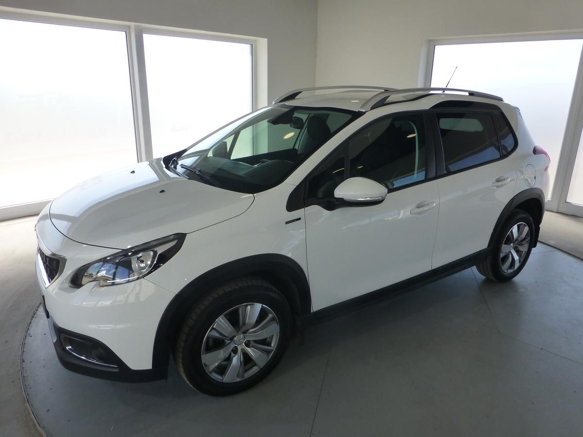 Peugeot 2008, 1,2i-81KW*PARK.S*ALU*VYHŘ.SED*