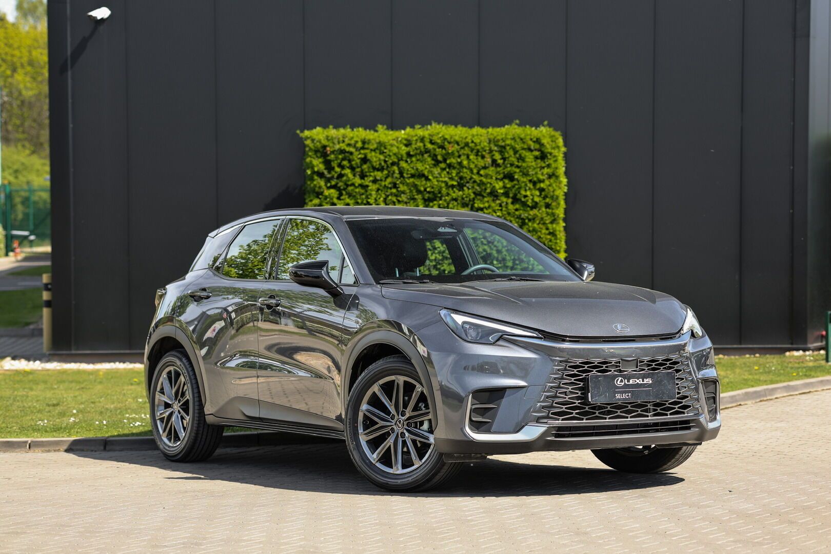 Lexus LBX, 1,5 HEV ELEGANT TECH - fotka 2