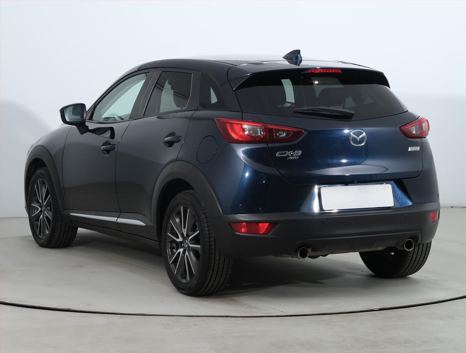 Mazda CX-3, 2.0 Skyactiv-G, Revolution TOP - fotka 4