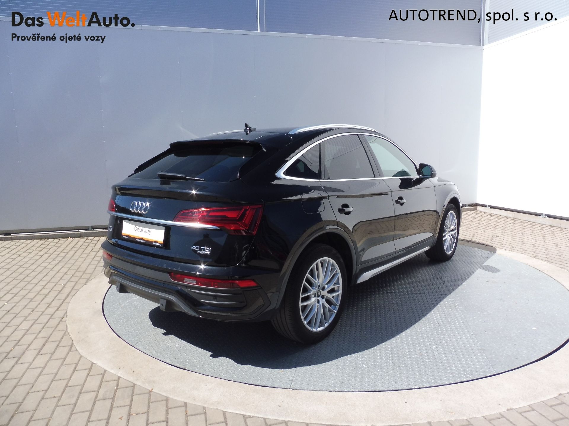 Audi Q5, S-LINE 40 TDI 150 kW quattro S - fotka 2