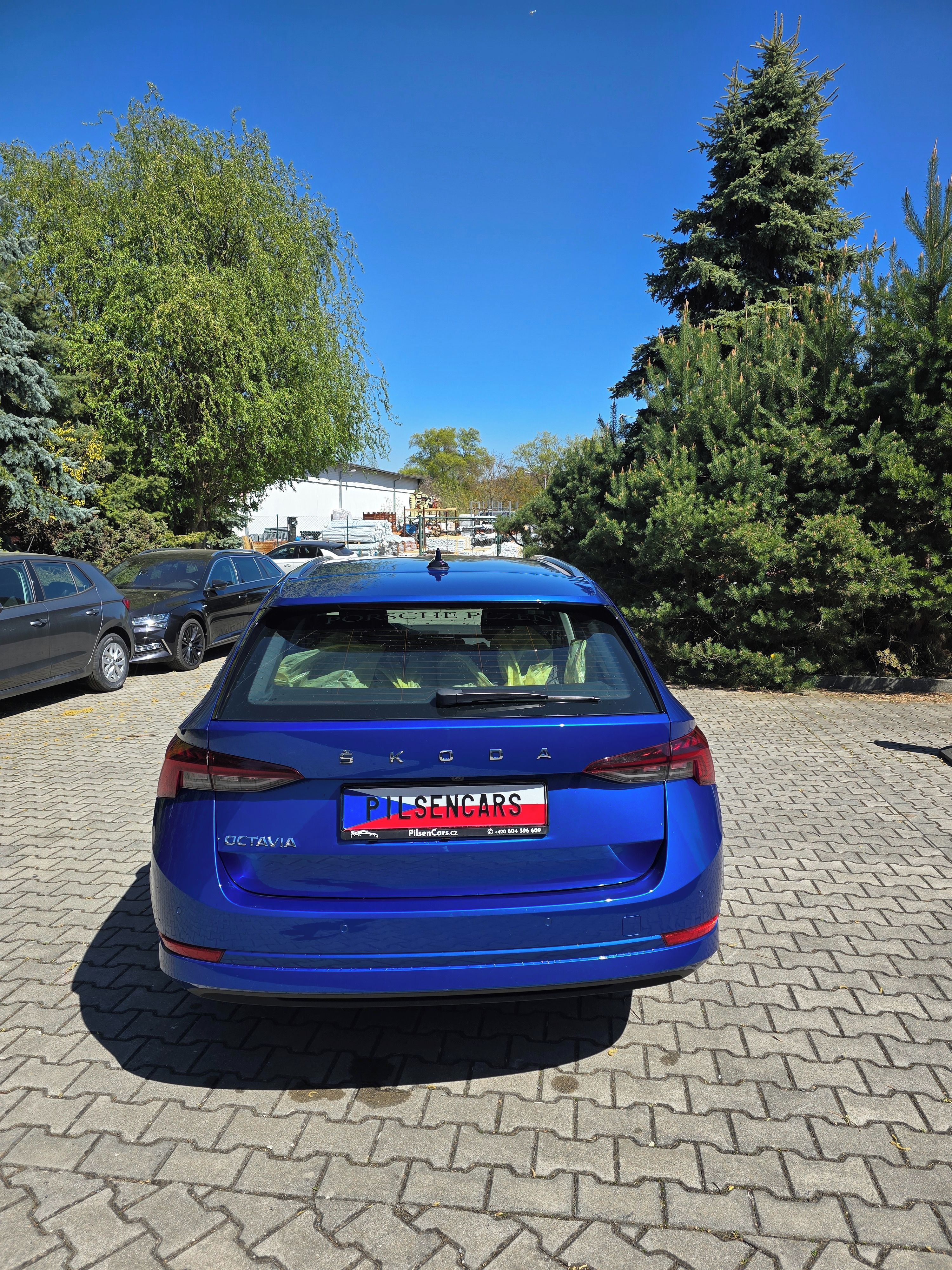 Škoda Octavia, Combi Style Plus Matrix 8xPNEU - fotka 4