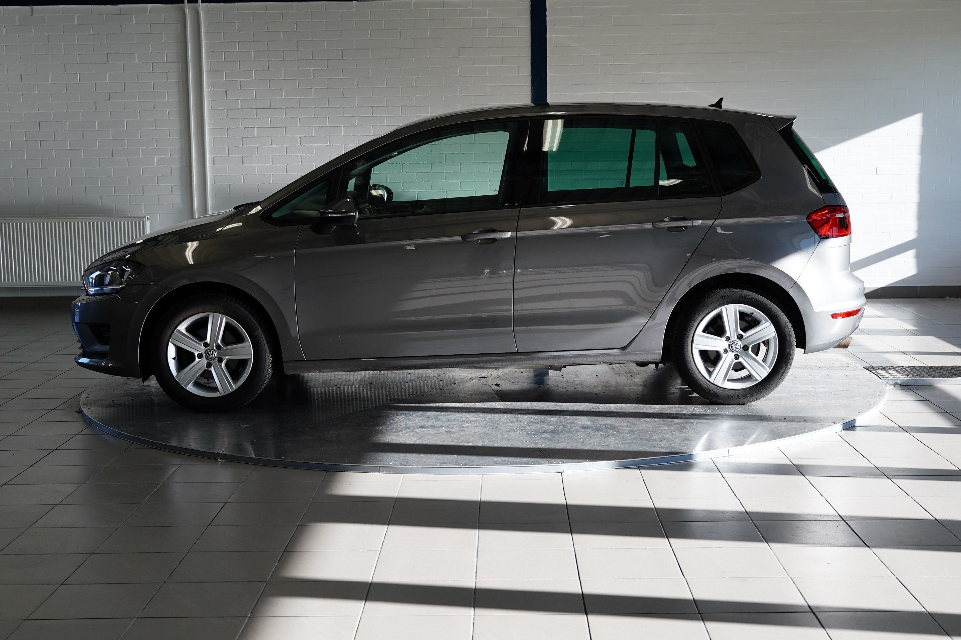 Volkswagen Golf Sportsvan, 1.2 TSI 81 kW Comfortline - fotka 3