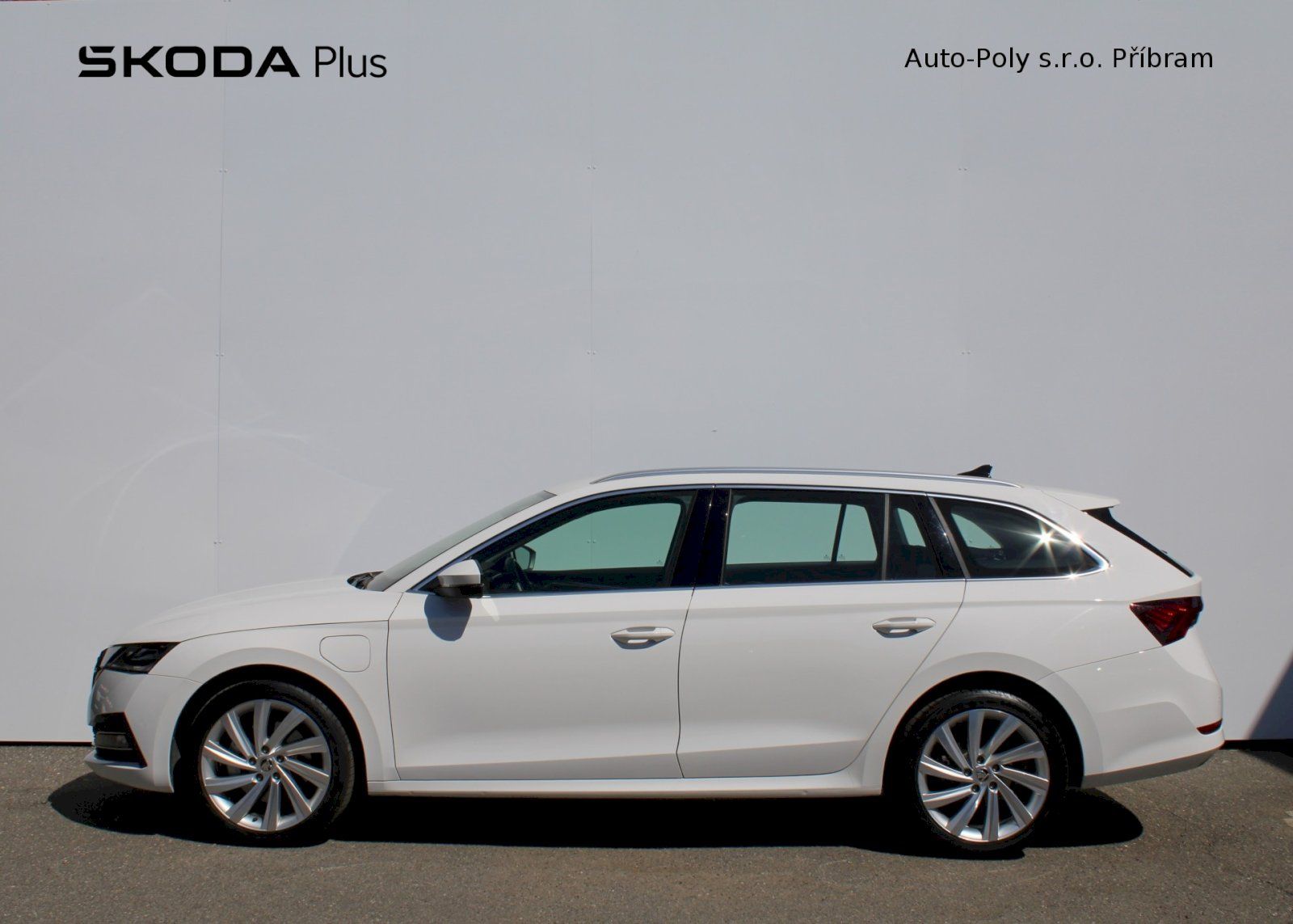 Škoda Octavia, iV Style Plus 1.4TSI / 150kW 6 - fotka 3