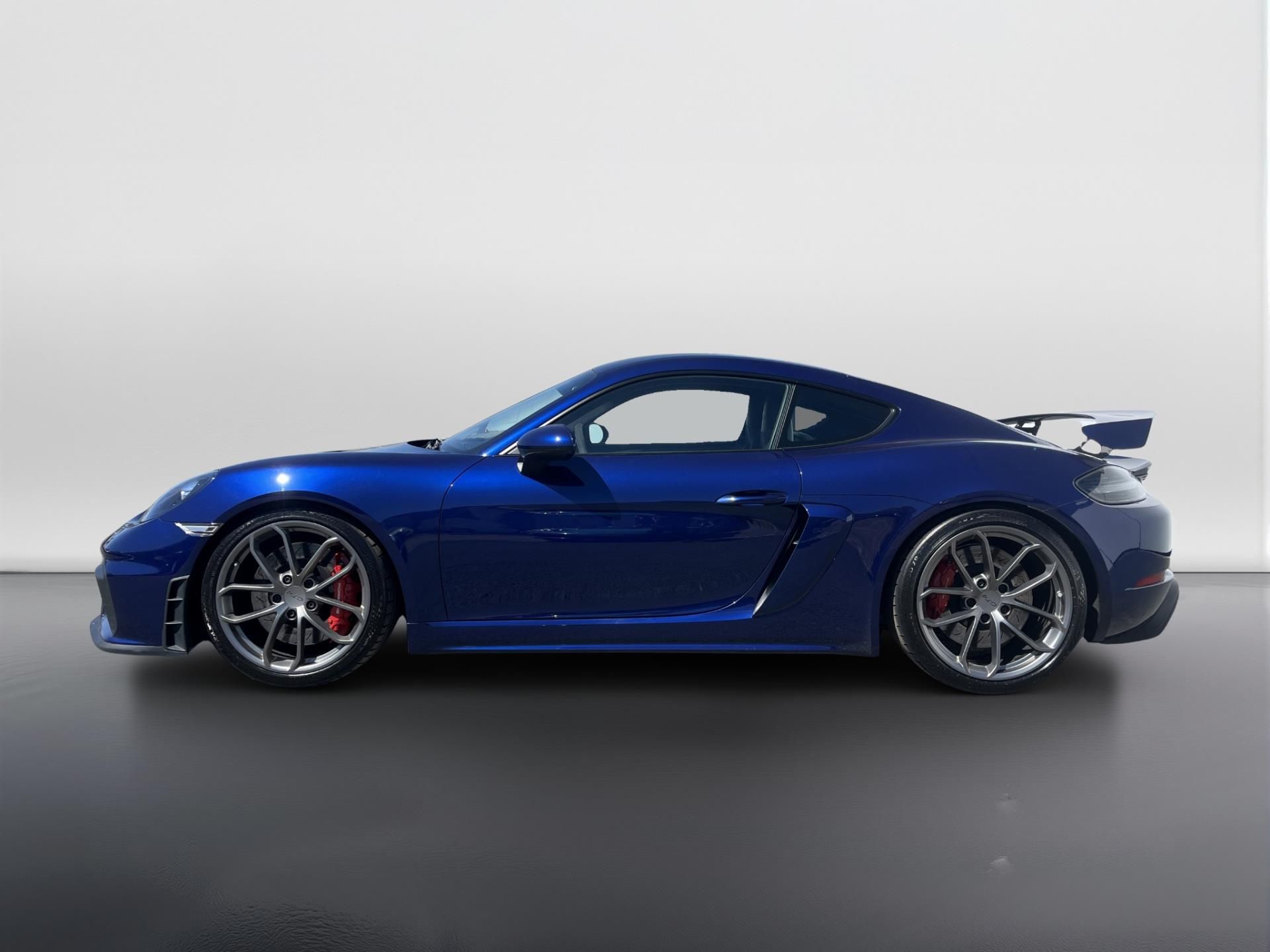 Porsche Cayman, GT4 - fotka 2