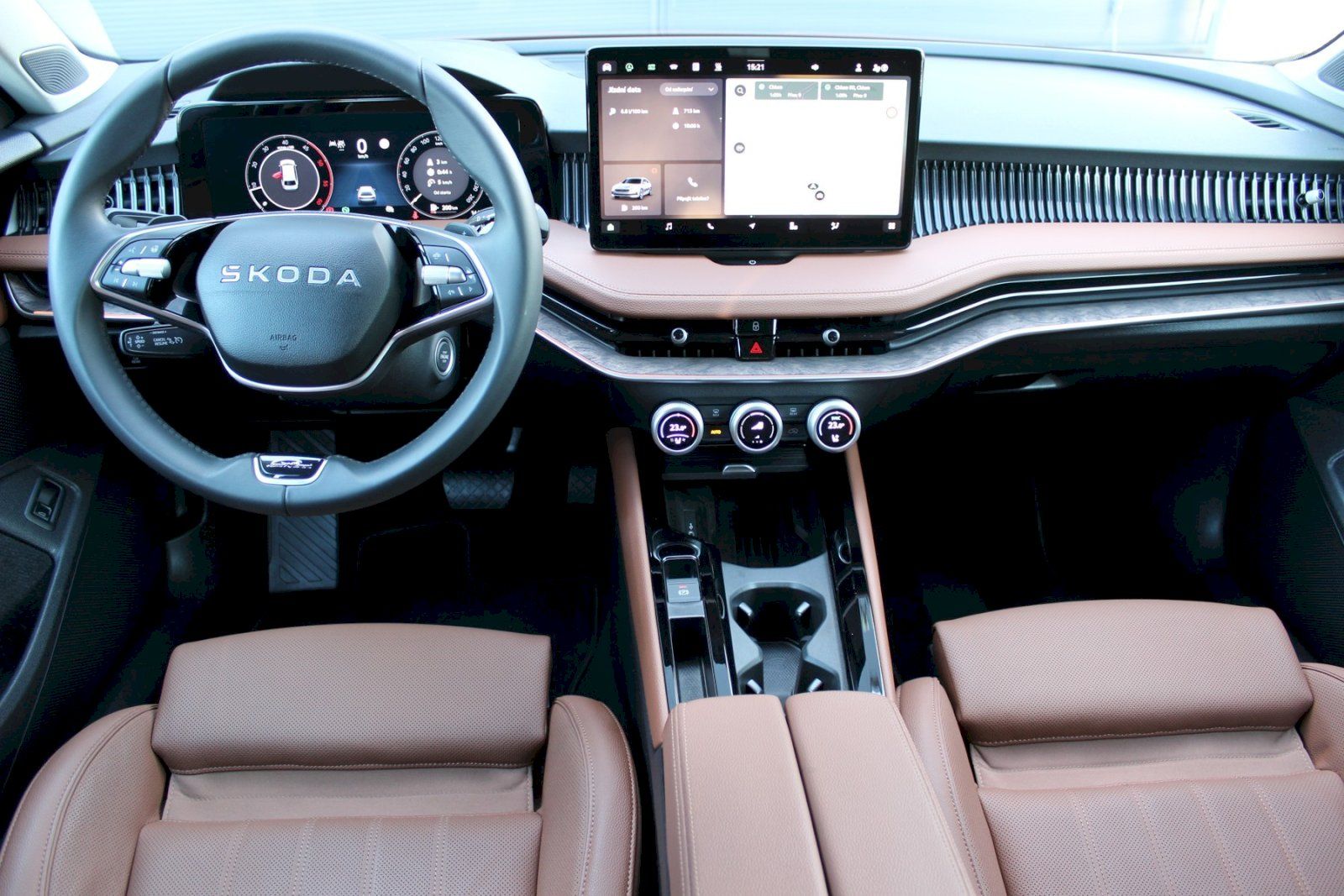 Škoda Superb, 2.0 TDI/142kW L&K 4x4 - fotka 5