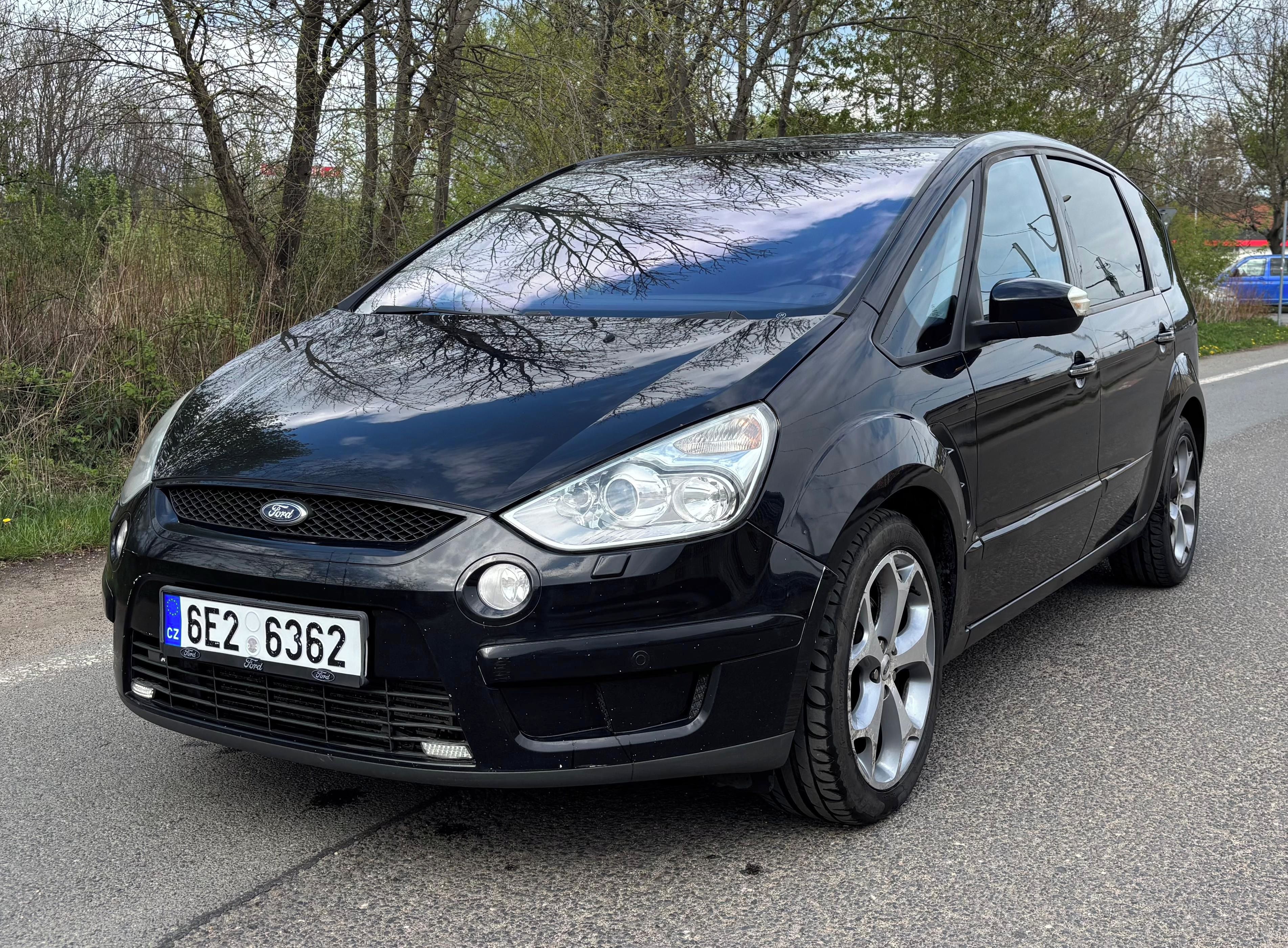Ford S-MAX, 2.2 TDCi 129 kW Kůže Tažné