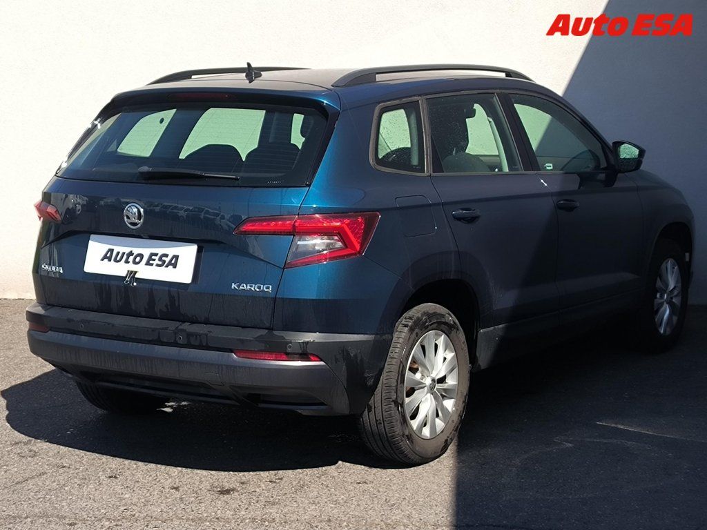 Škoda Karoq, 1.6 TDi,ČR,Ambition,LED - fotka 4