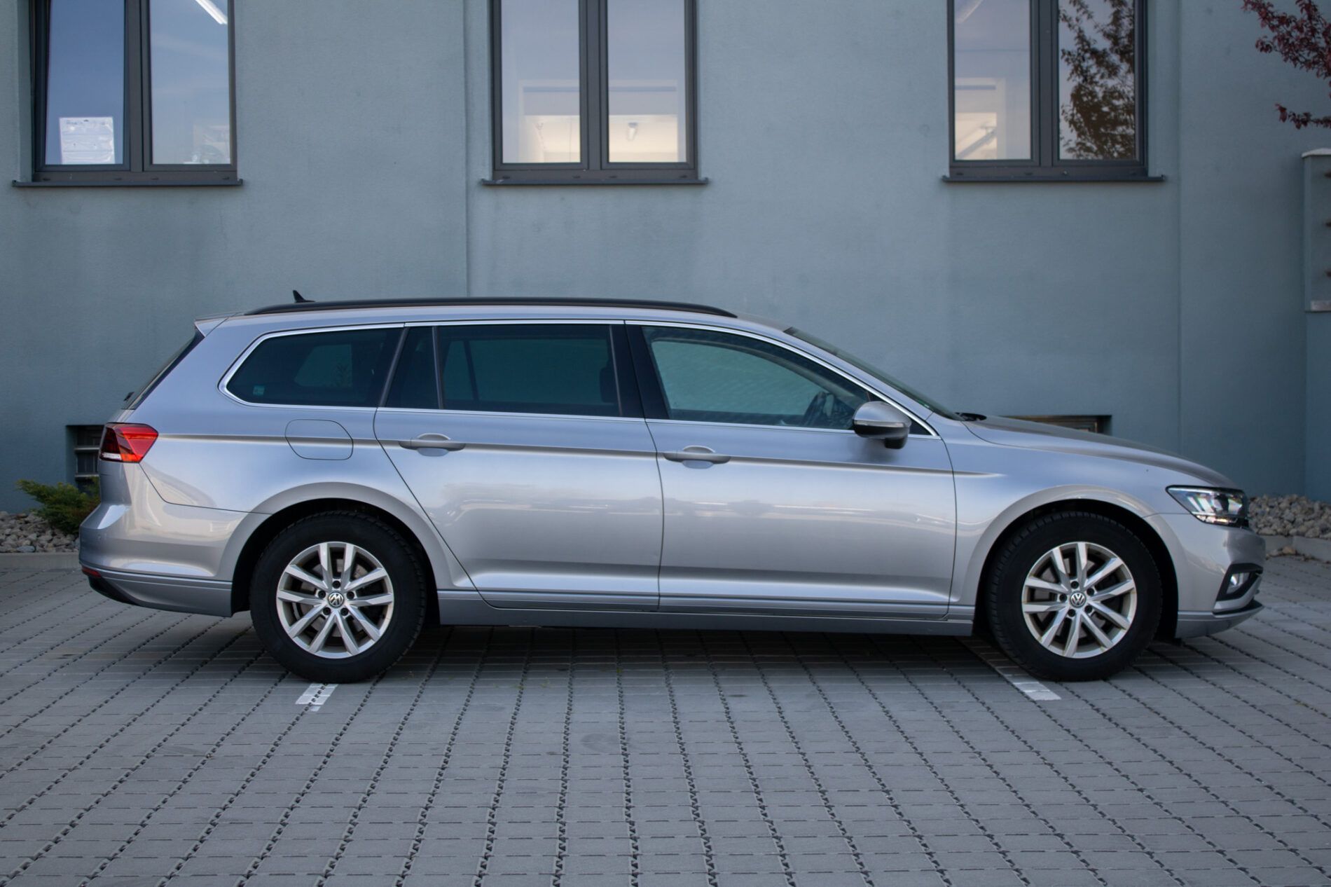 Volkswagen Passat Variant - fotka 5