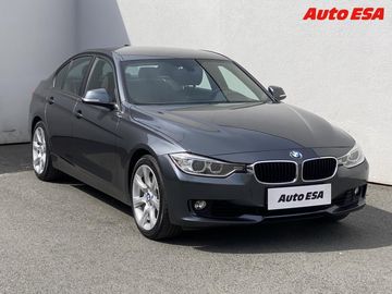 3.0i 335i,AT,navi,bixen
