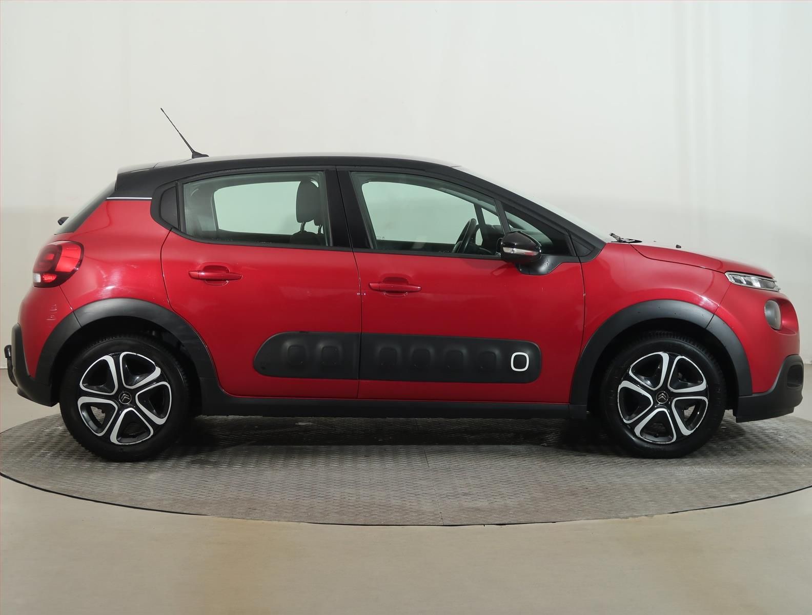 Citroën C3, 1.2 PureTech, Feel, Automat - fotka 6