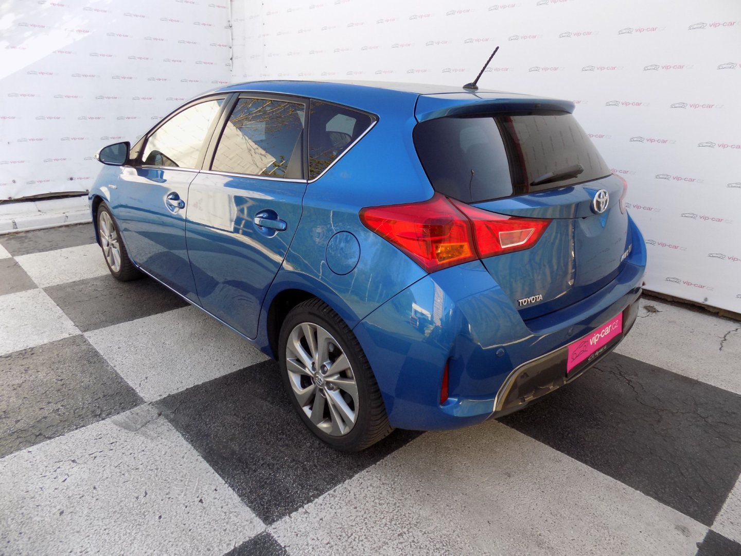 Toyota Auris, 1.8i/Hybrid/Pano/NAVI/ - fotka 3