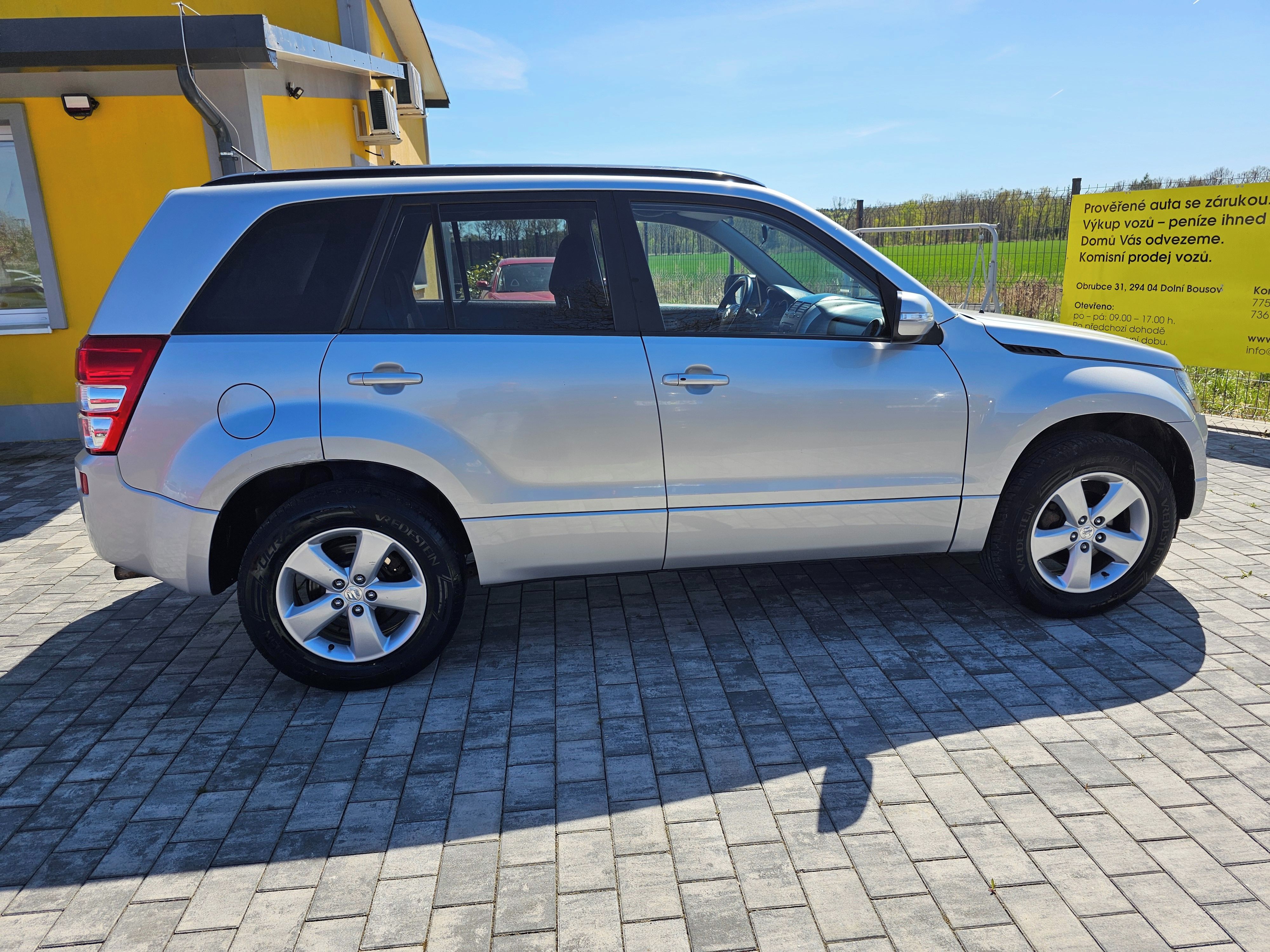 Suzuki Grand Vitara, 2.4, 4x4, uzávěrka - fotka 4