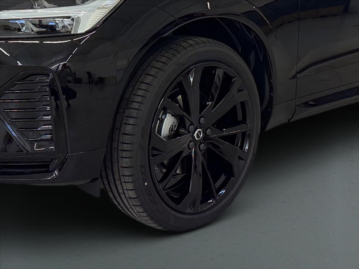 Volvo XC60, 2,0 Black Edition  B5 - fotka 6