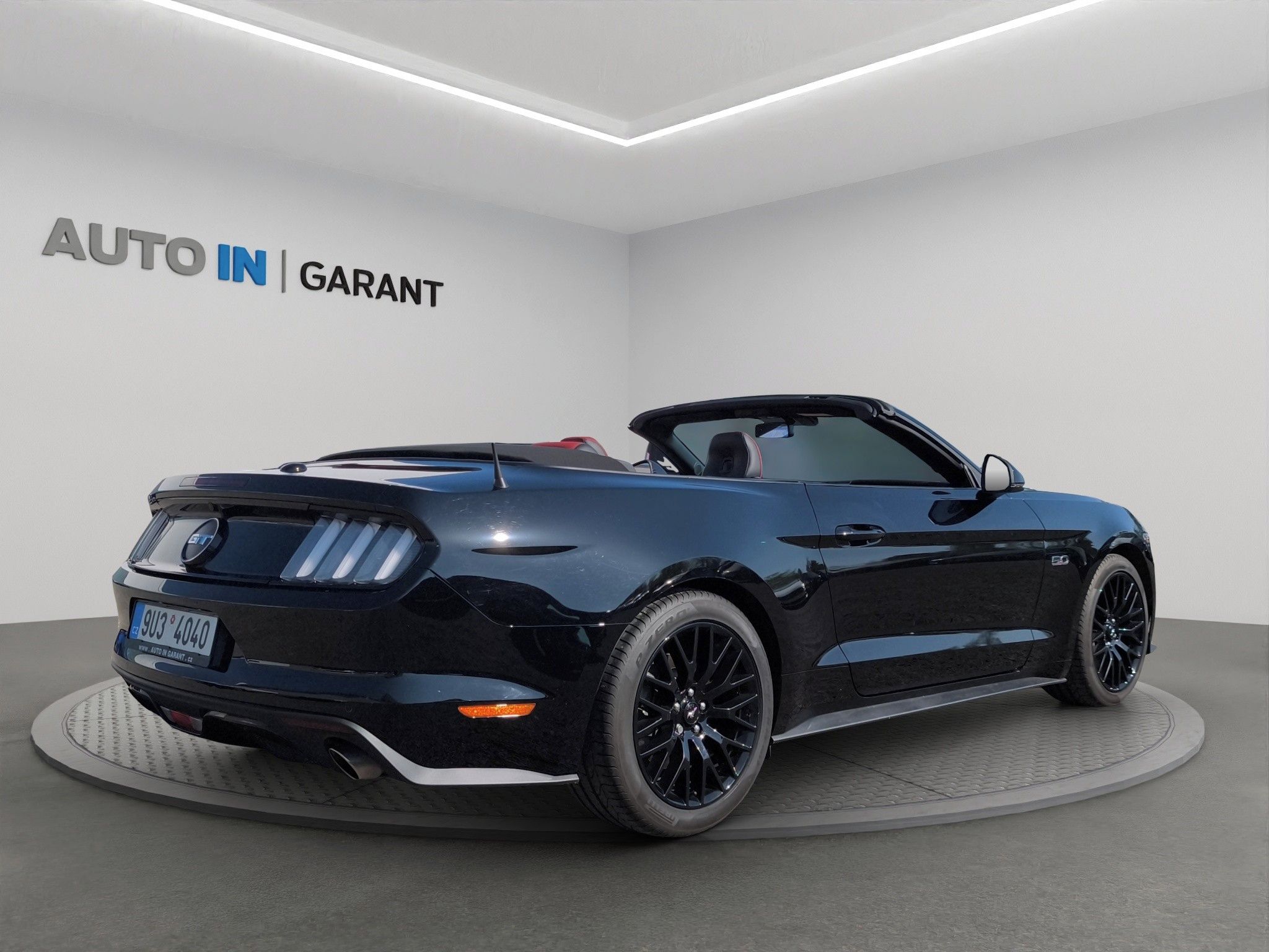 Ford Mustang, Convertible GT 5.0 V8 310kW, Č - fotka 5