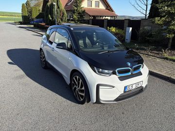 BMW i3 94Ah 88%Soh Tep.č.Pano