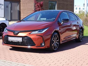1,8 HEV GR Sport