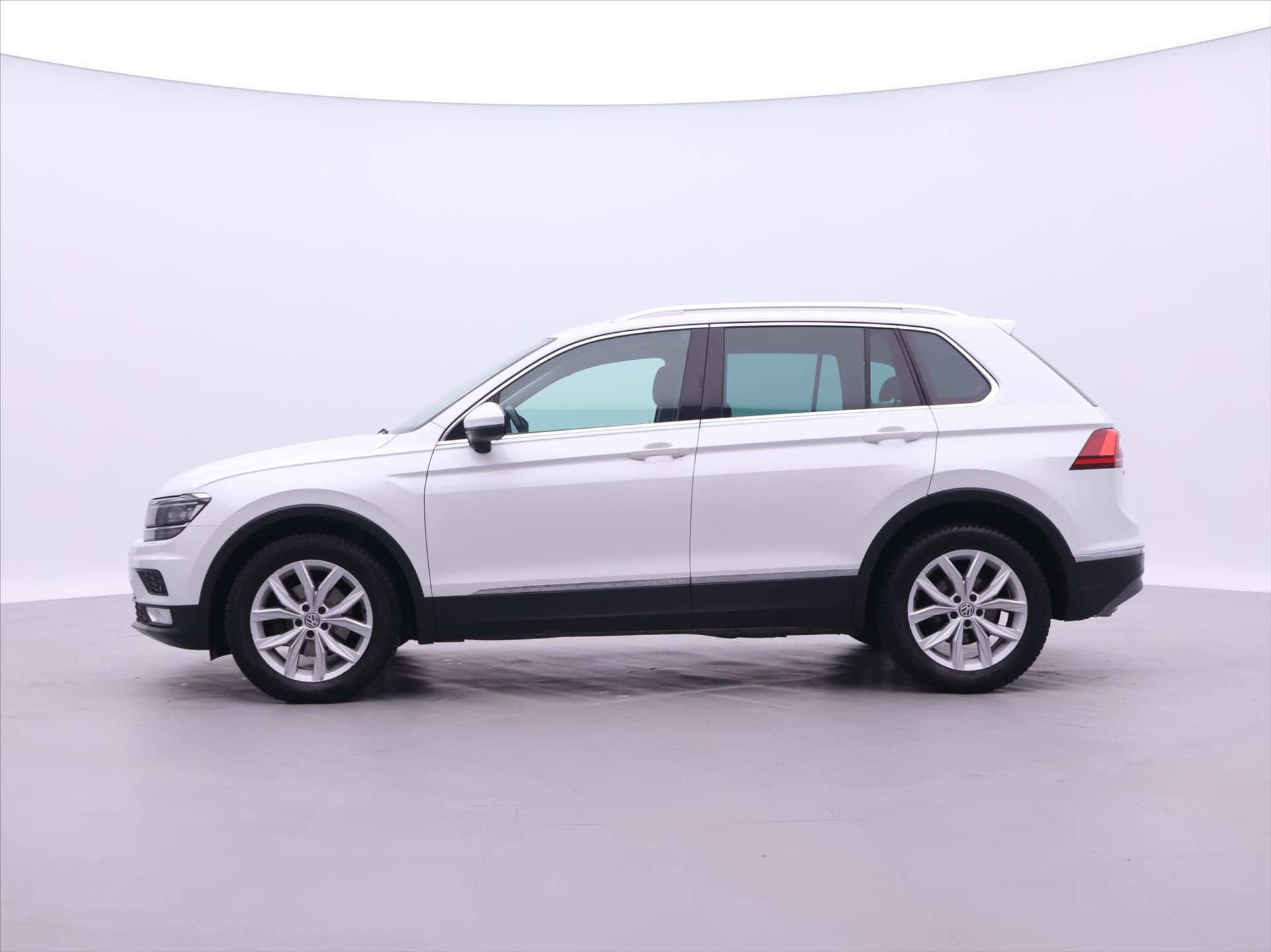 Volkswagen Tiguan, 2,0 TDI 110kW DSG 4M Highline - fotka 4