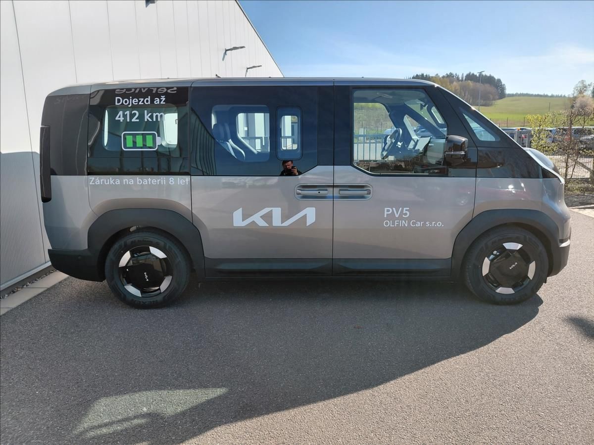 Kia PV5, 71,2 kWh ELITE + HEAT, ENTRY - fotka 4
