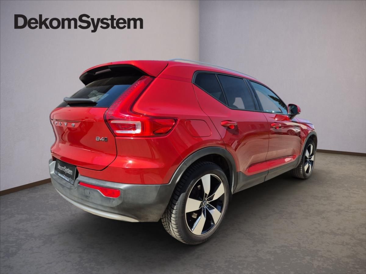 Volvo XC40, 2,0 B4 AWD AT - fotka 4