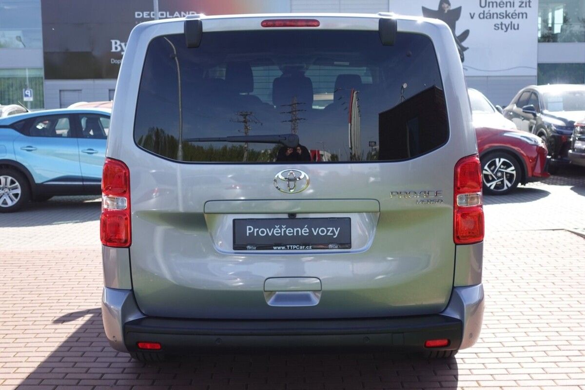 Toyota Proace Verso, 2.0 Diesel 177 - 8 AT Family 8 - fotka 5