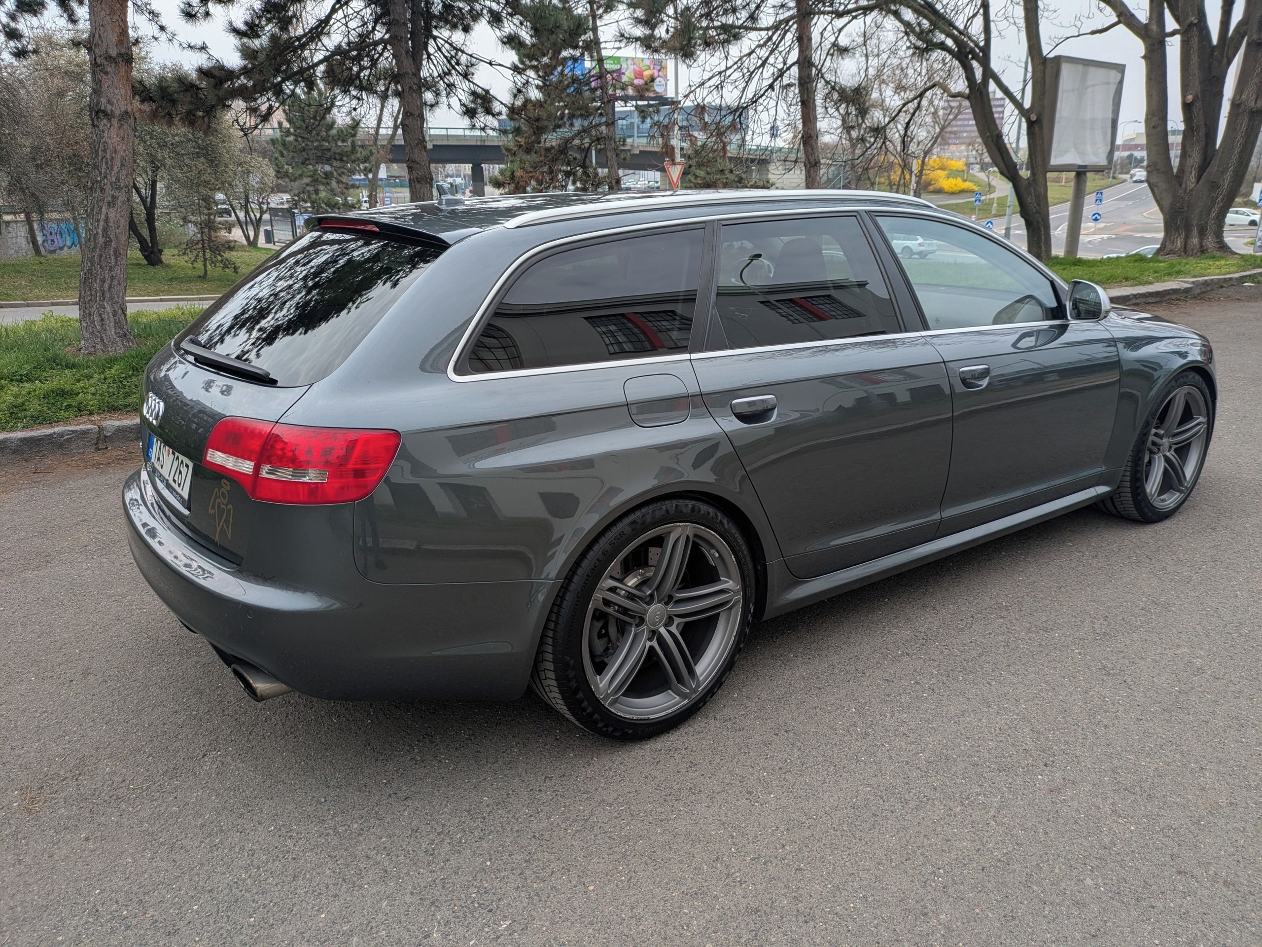 Audi RS6, Autorizovaný servis, ČR, 1.maj - fotka 5