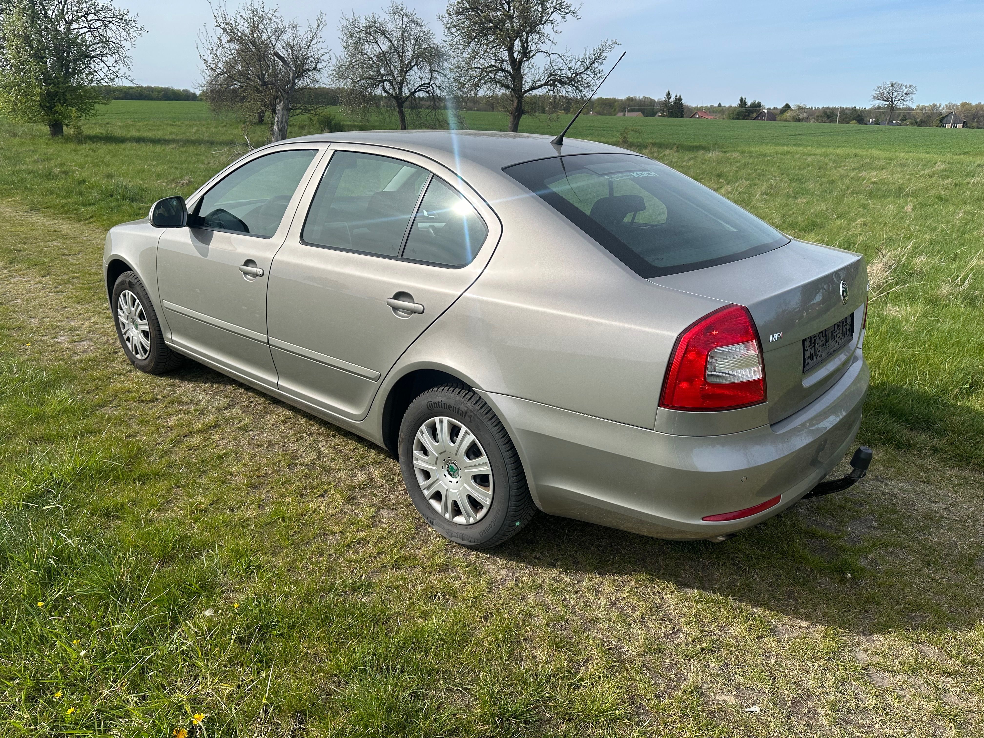 Škoda Octavia, 1.6 MPI-75KW-TAŽNE ZAŘIZENI - fotka 4