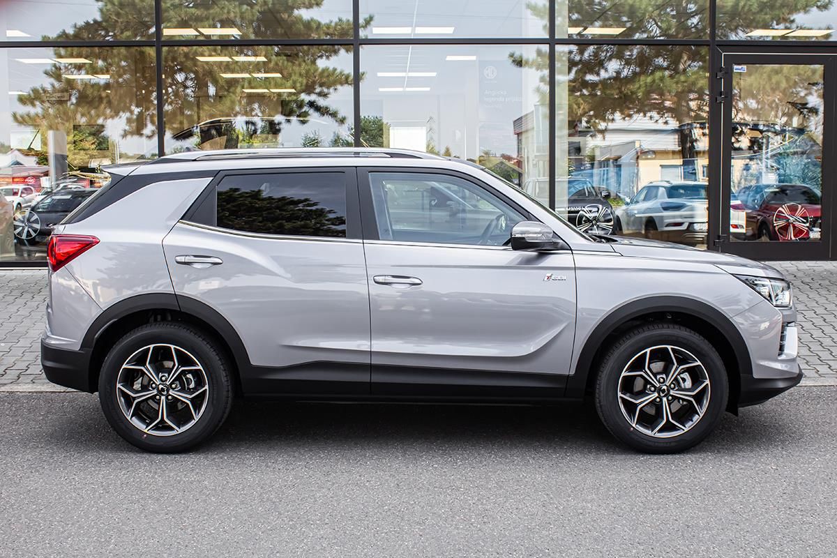 KGM Korando, 1,5 GDI AT 2WD STYLE+ - fotka 4